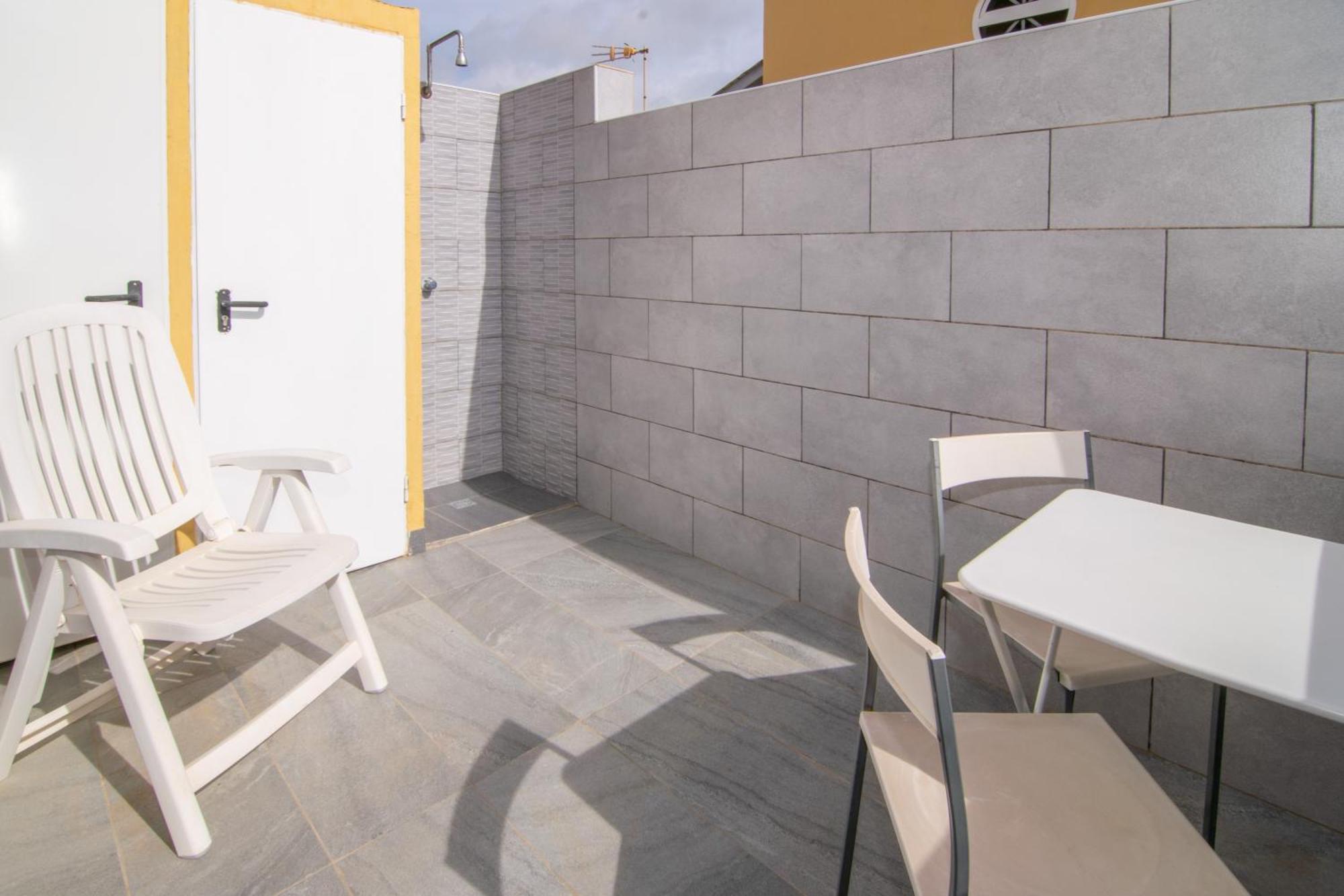 The Safe Point Suites Castillo Castillo del Romeral Exterior photo